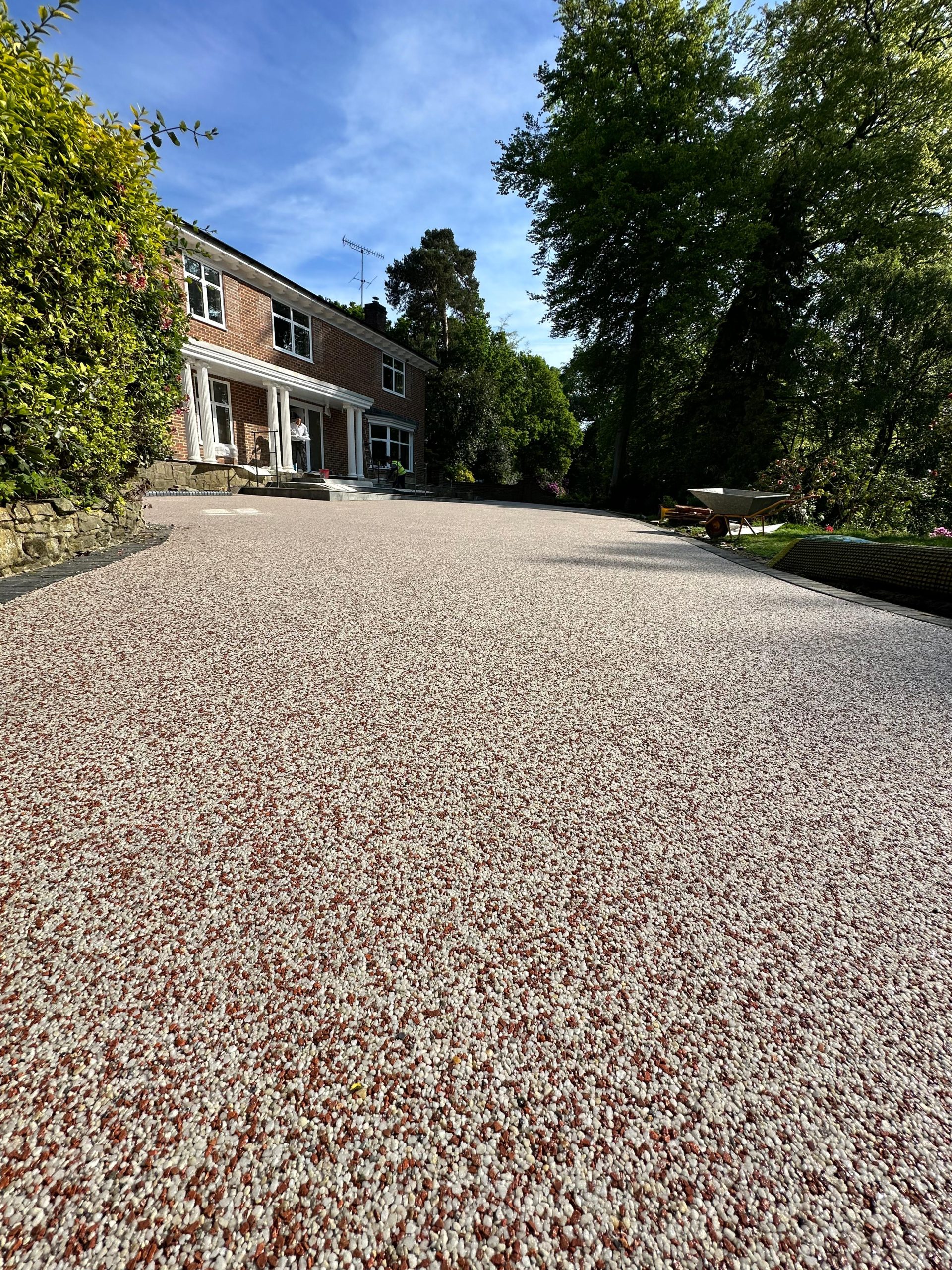 Beautiful Resin Bound Driveway for this Amazing Property - PG Build